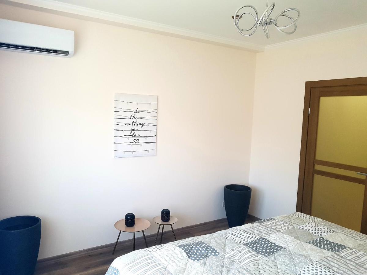 Royal House Apartment 키예프 외부 사진